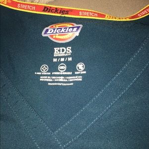 Dickies Turquoise/blue green top size medium